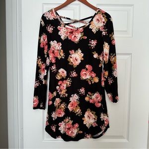 NO Boundaries Floral Criss Cross Long Sleeve long top